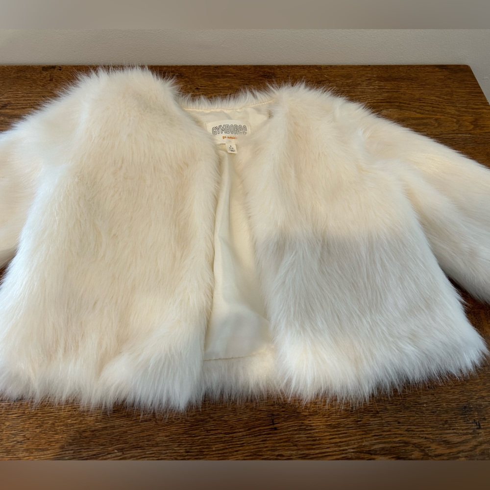 Gymbroee Faux Fur Size Small